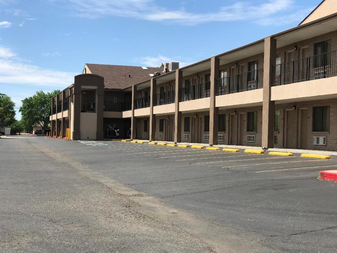 Days Inn By Wyndham Albuquerque West Εξωτερικό φωτογραφία