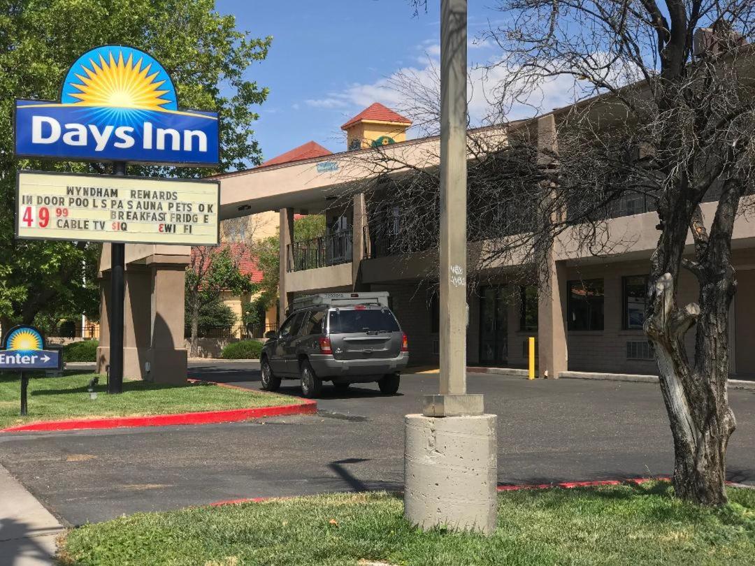 Days Inn By Wyndham Albuquerque West Εξωτερικό φωτογραφία