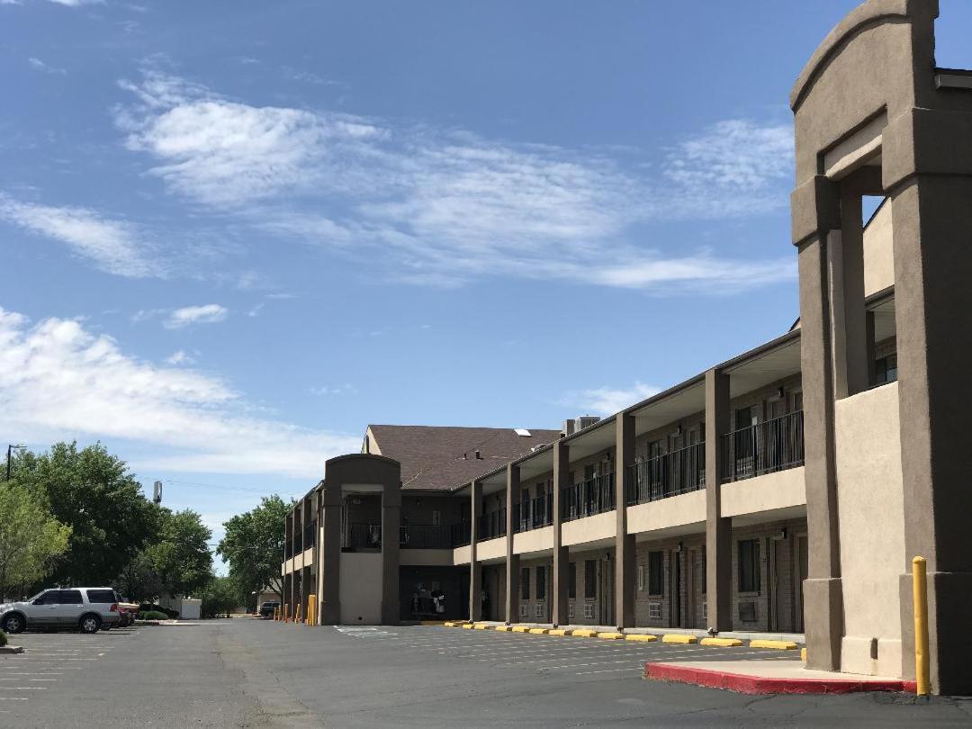 Days Inn By Wyndham Albuquerque West Εξωτερικό φωτογραφία